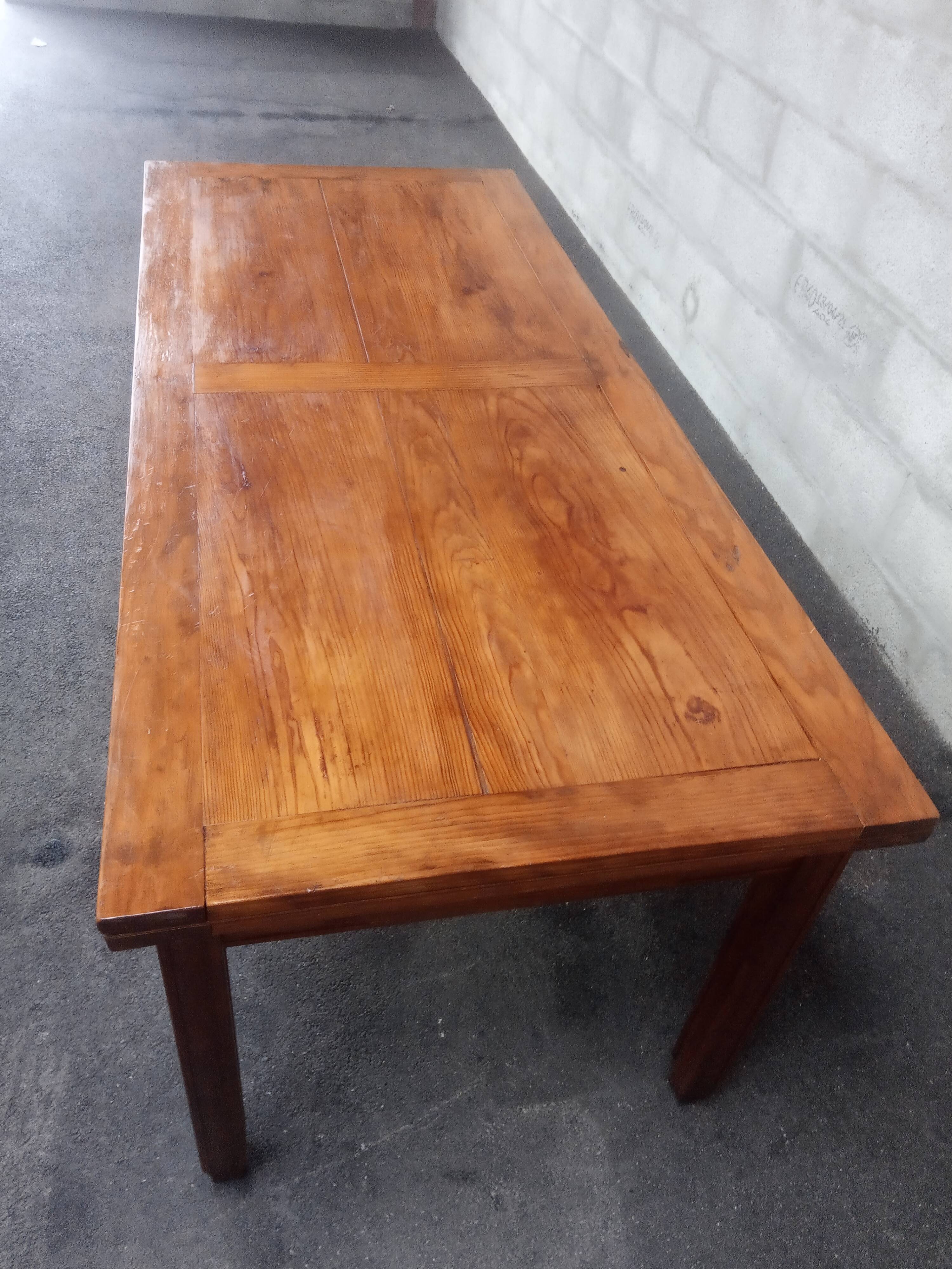 Old farmhouse table 12/14 people