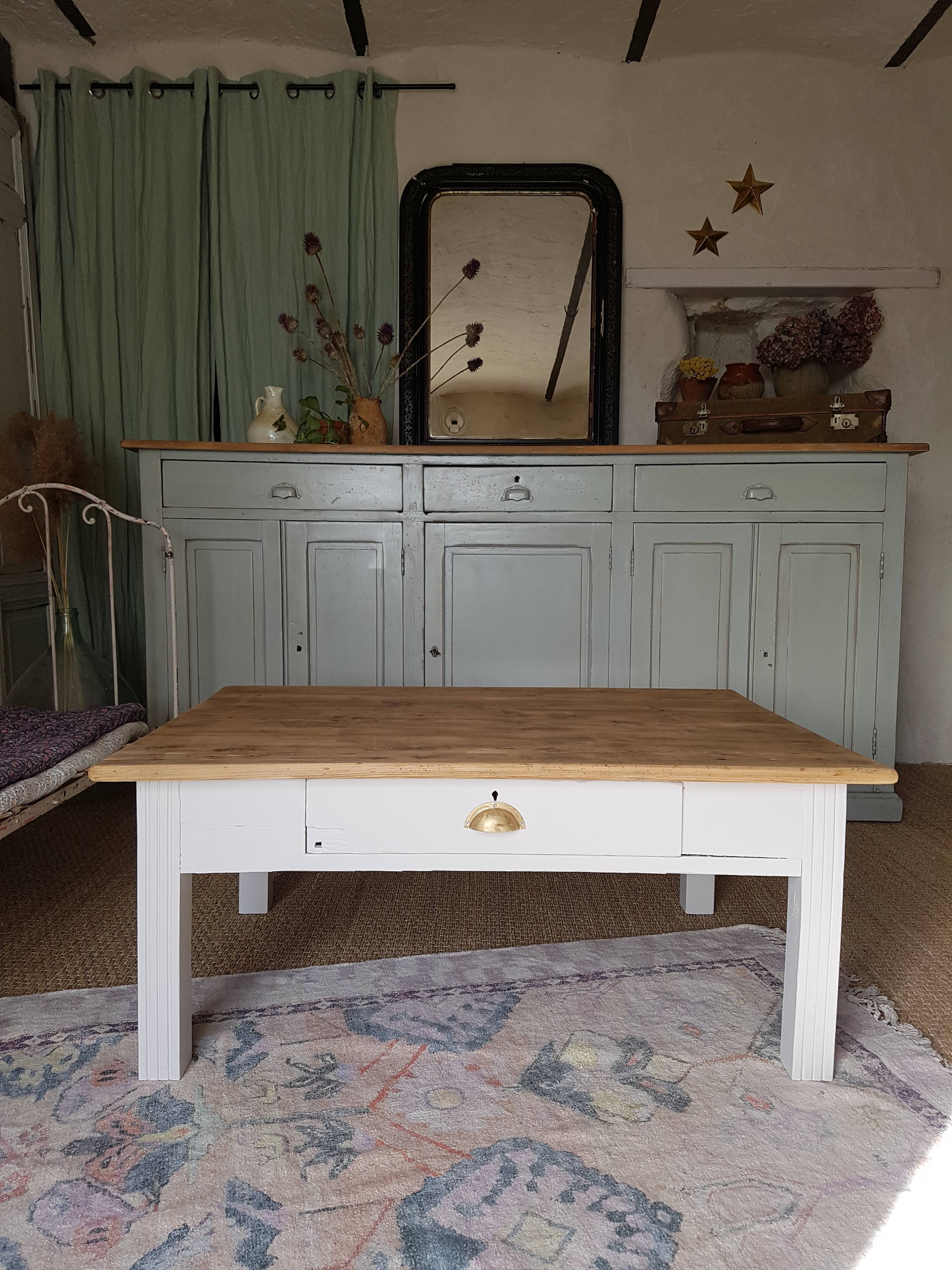 Table basse de ferme