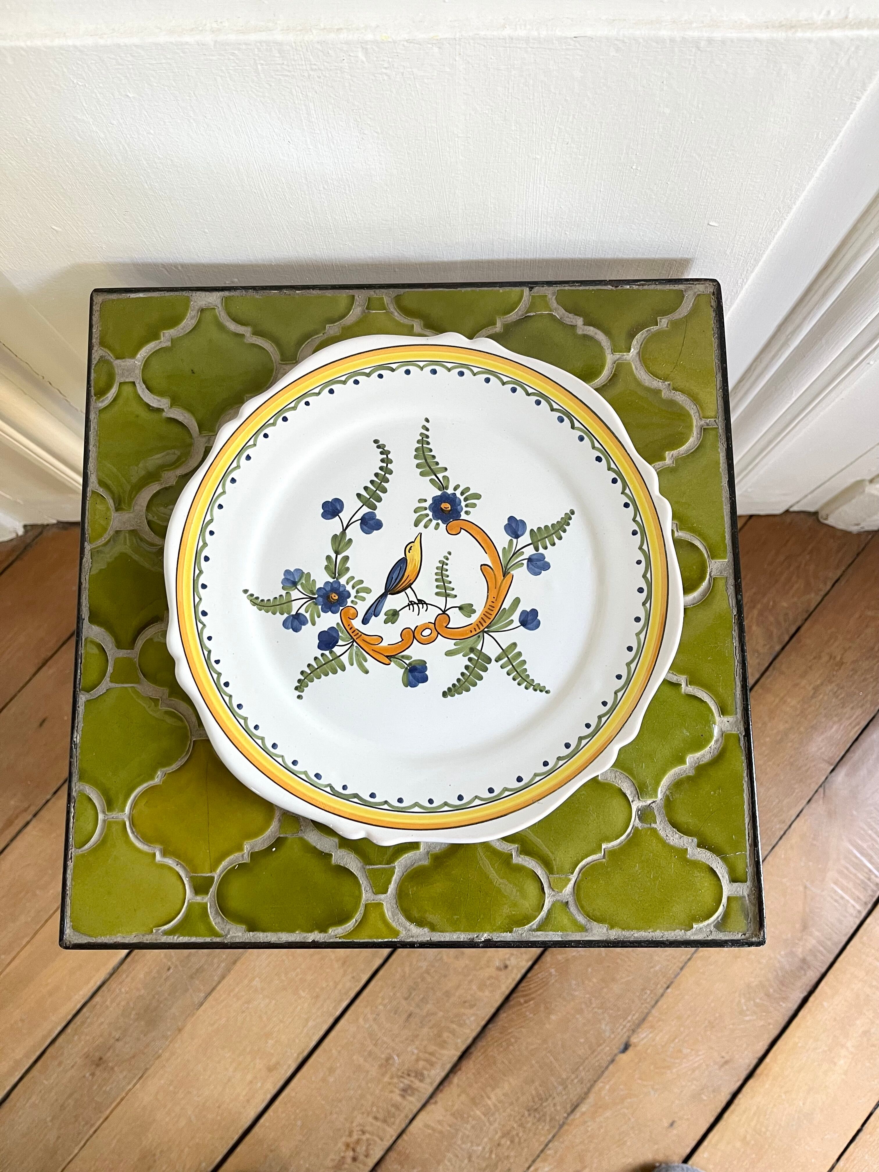 Decorative ceramic plate