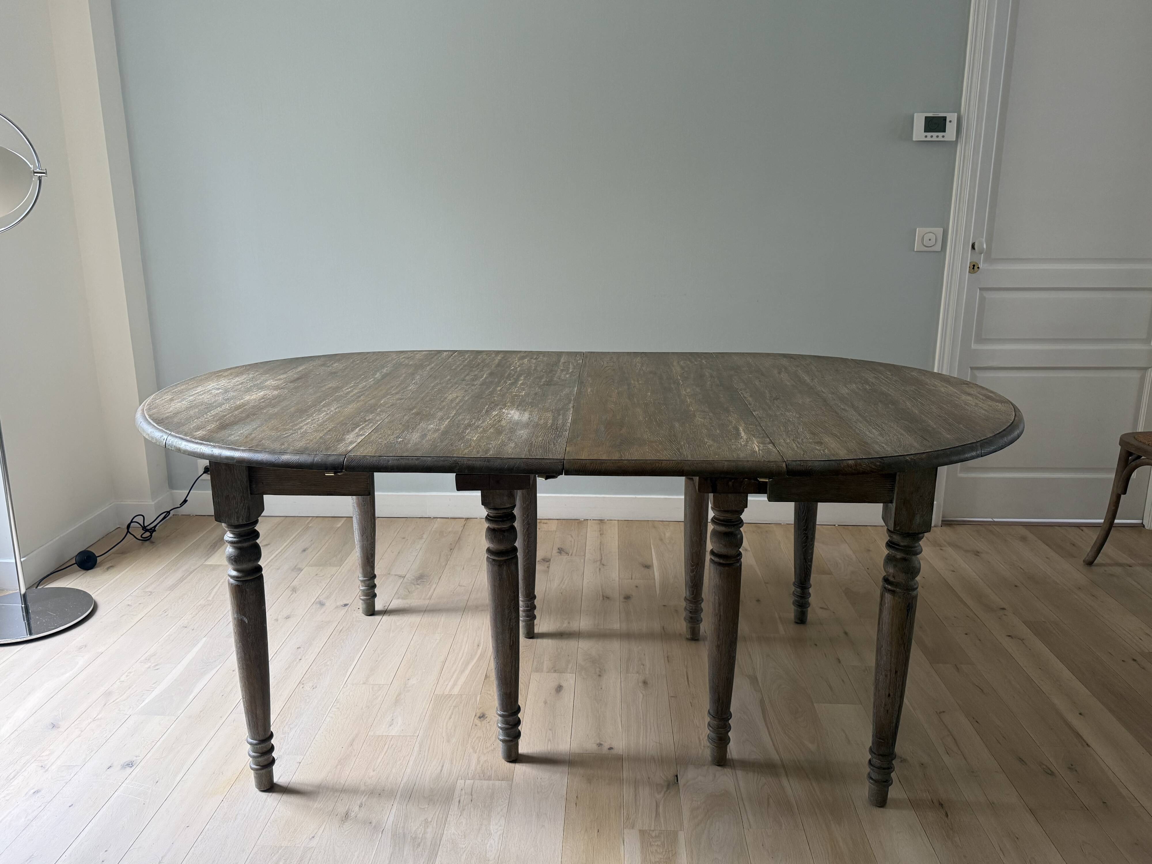 Table de salle à manger chêne 14p