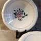 Plat rond creux rose modèle Graziella Digoin Sarreguemines, 1930