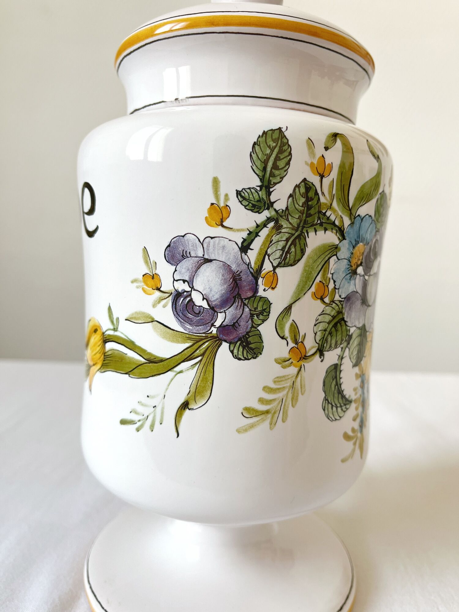 Apothecary pot Rhubarbe signed Lallier earthenware of art of Moustiers
