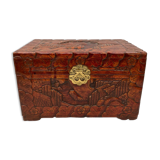 Coffret en bois sculpté Chine décor de pagode