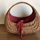 Panier gondole en osier 1960 doublé de coton a pois rouges