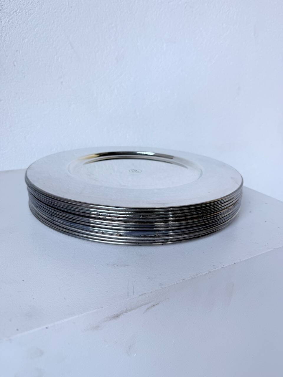 Set of 12 plates - underplates - silver-plated metal Emile Puiforcat