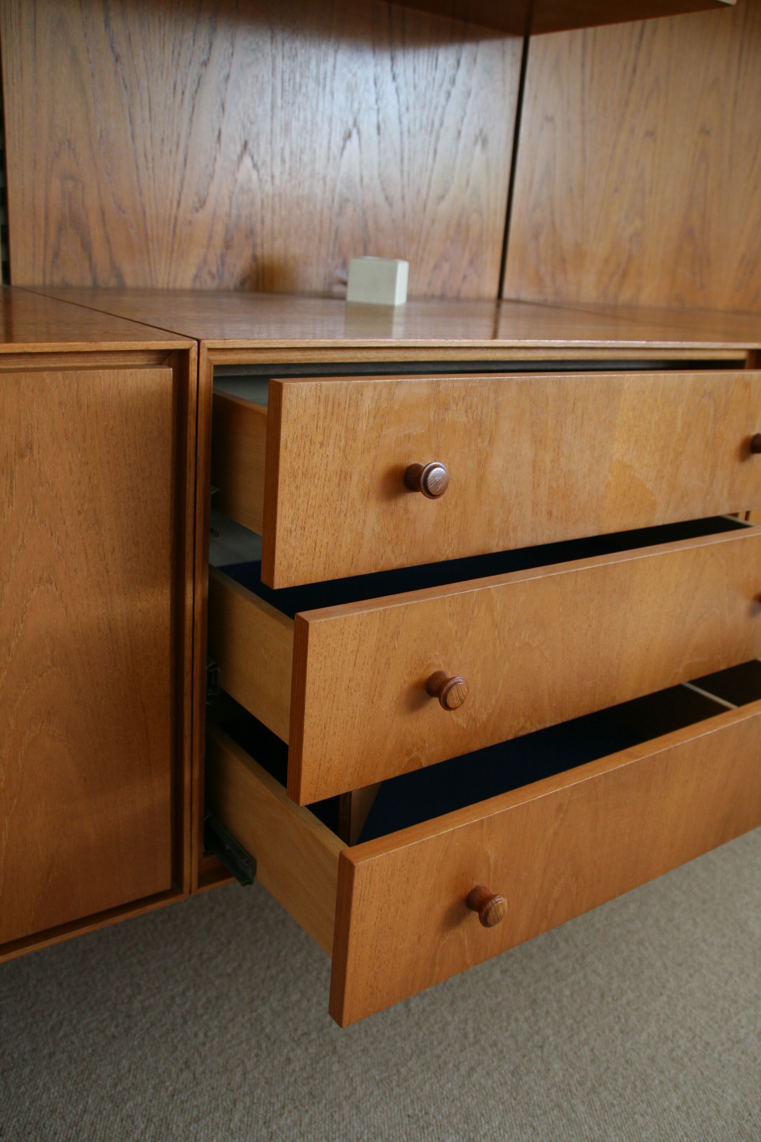 Vintage danish design wall unit by Hulsta