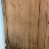 Armoire patinée