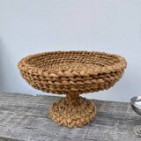 Fruit bowl on stand in woven rattan