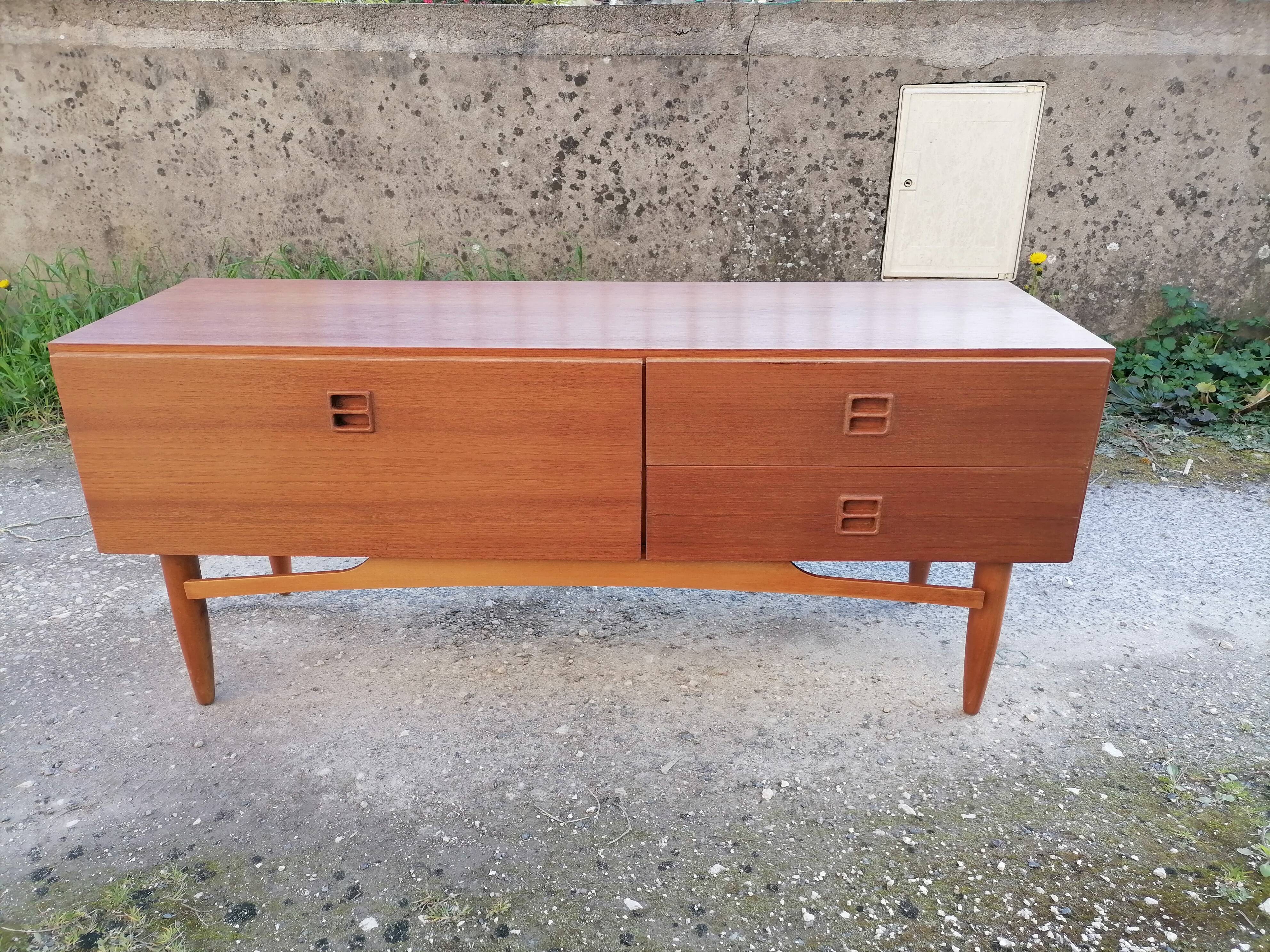 Meuble bas vintage