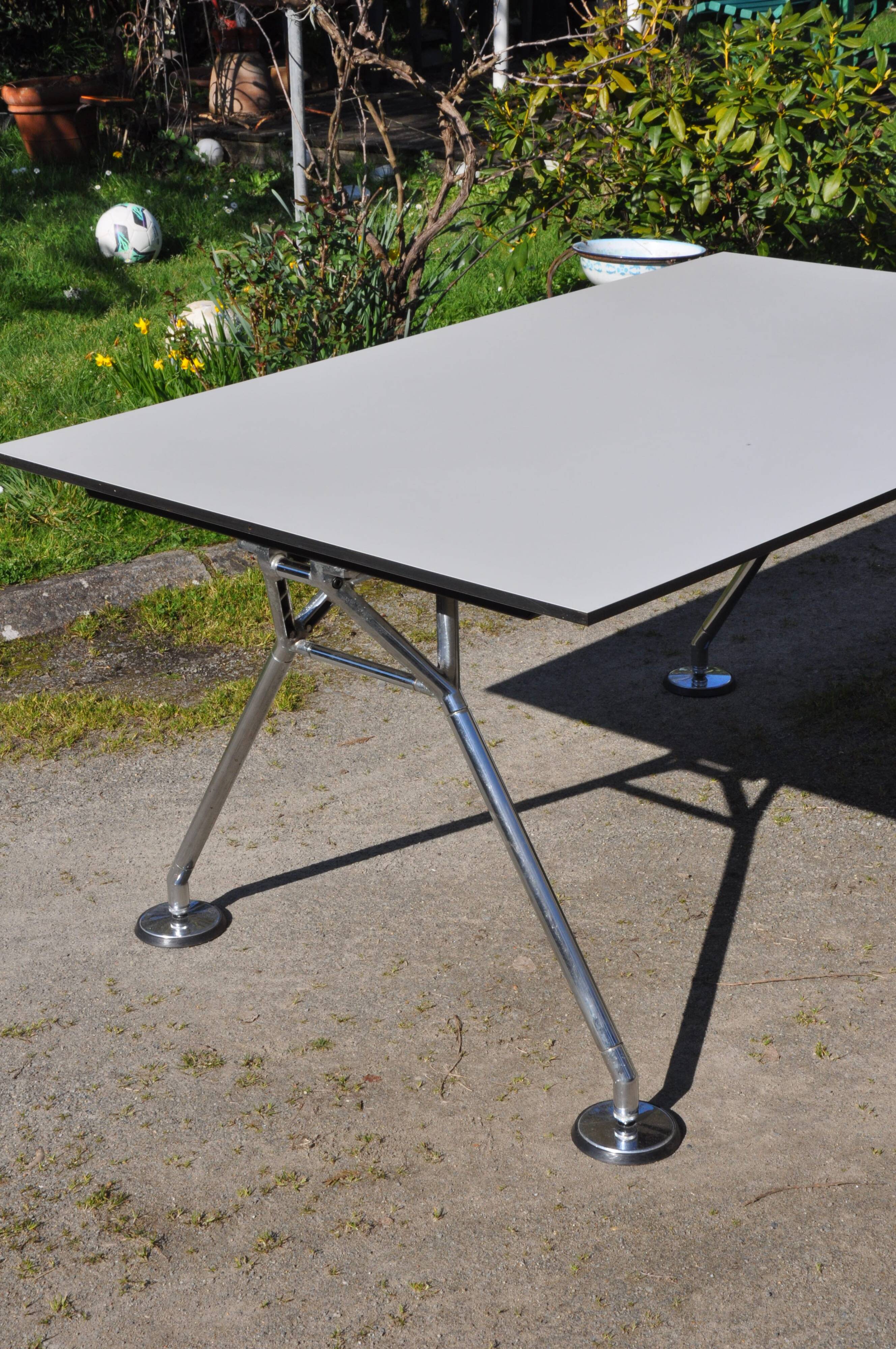 Table, desk, norman foster