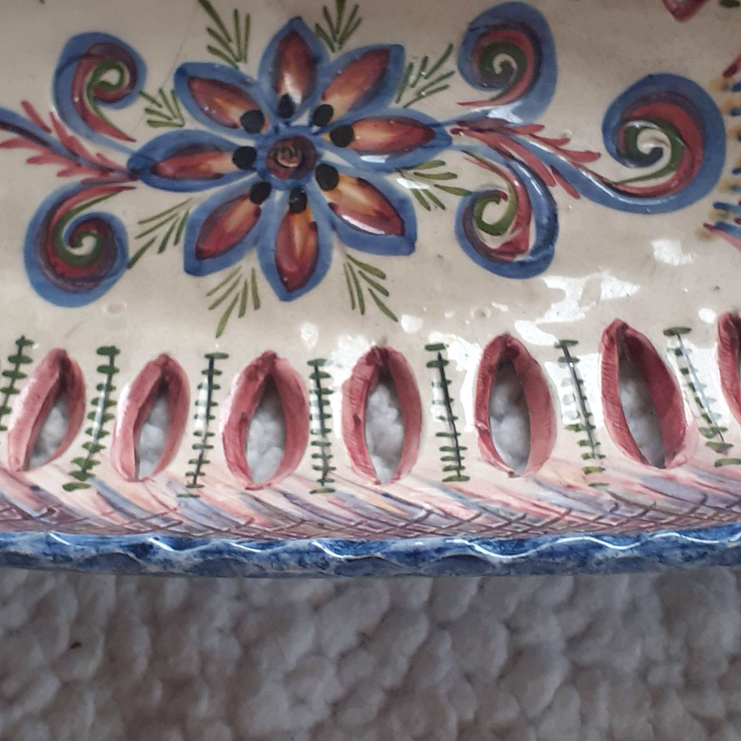 Oval dish; openwork edges. Leray. Rochefort in the ground. Hand painted.