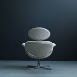 F551 'Big Tulip' by Pierre Paulin for ARTIFORT first edition
