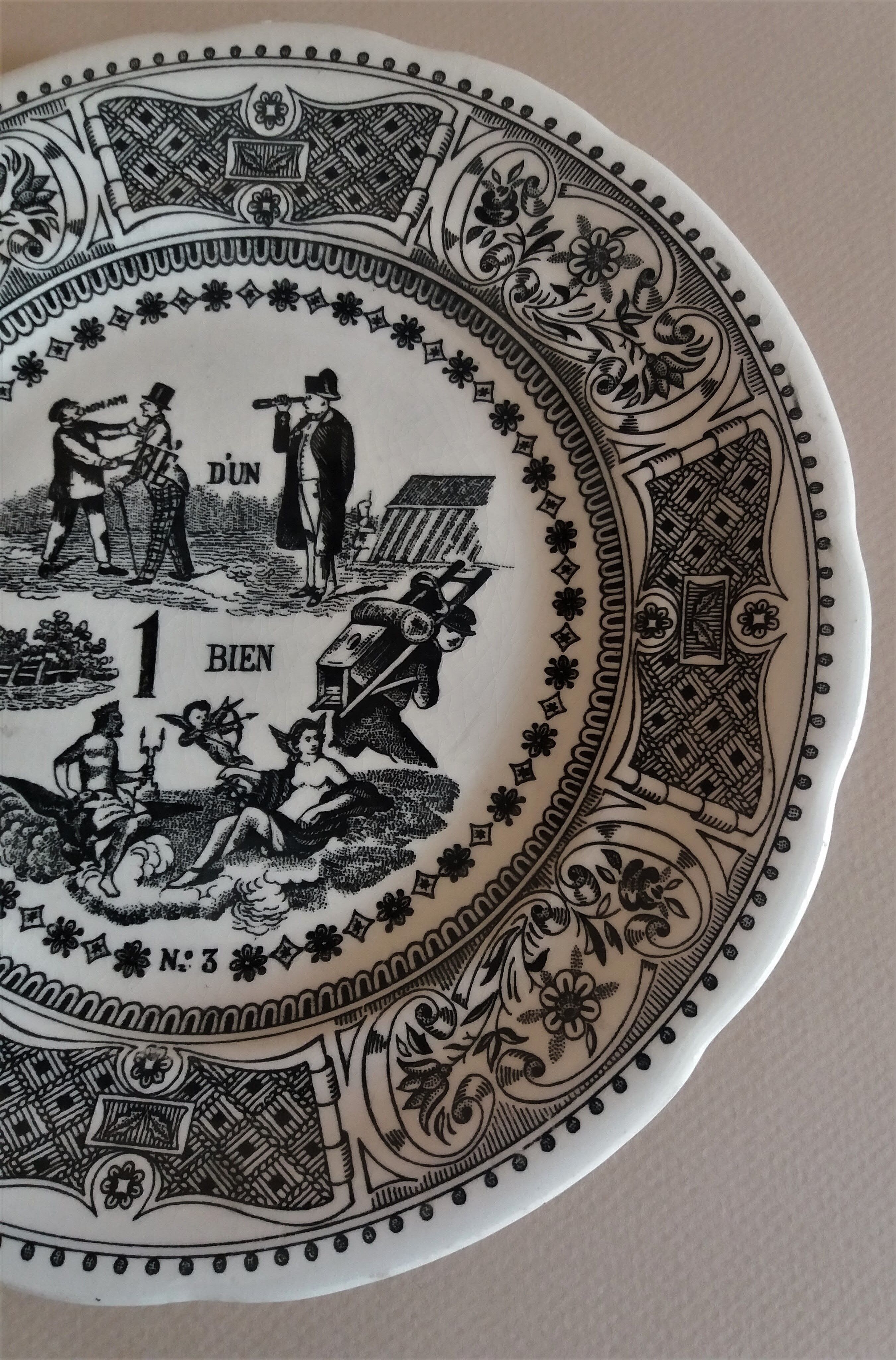 Gien earthenware rebus talking plate