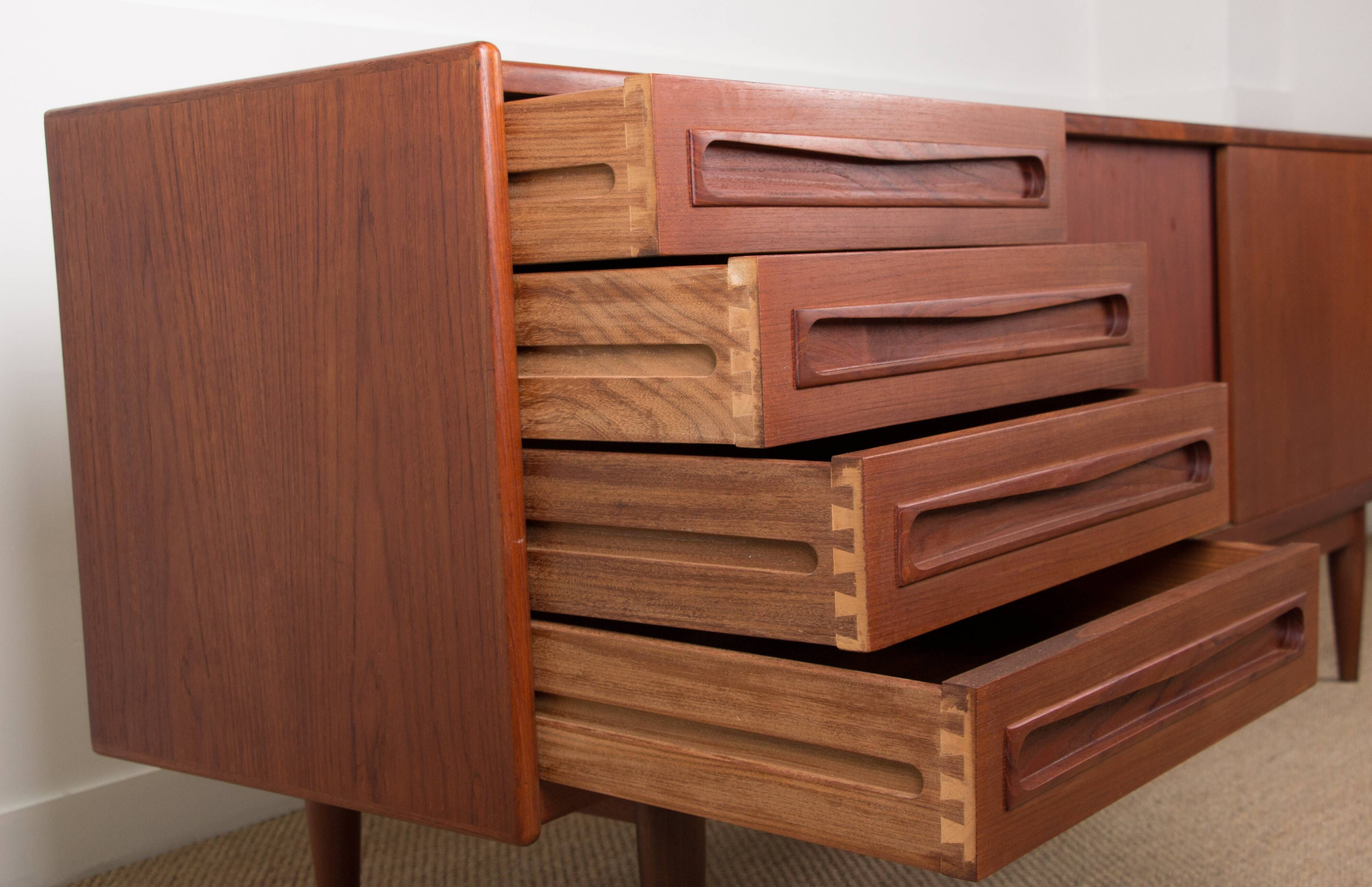Danish teak sideboard 200 cm, model 31b, by Johannes Andersen 1960.