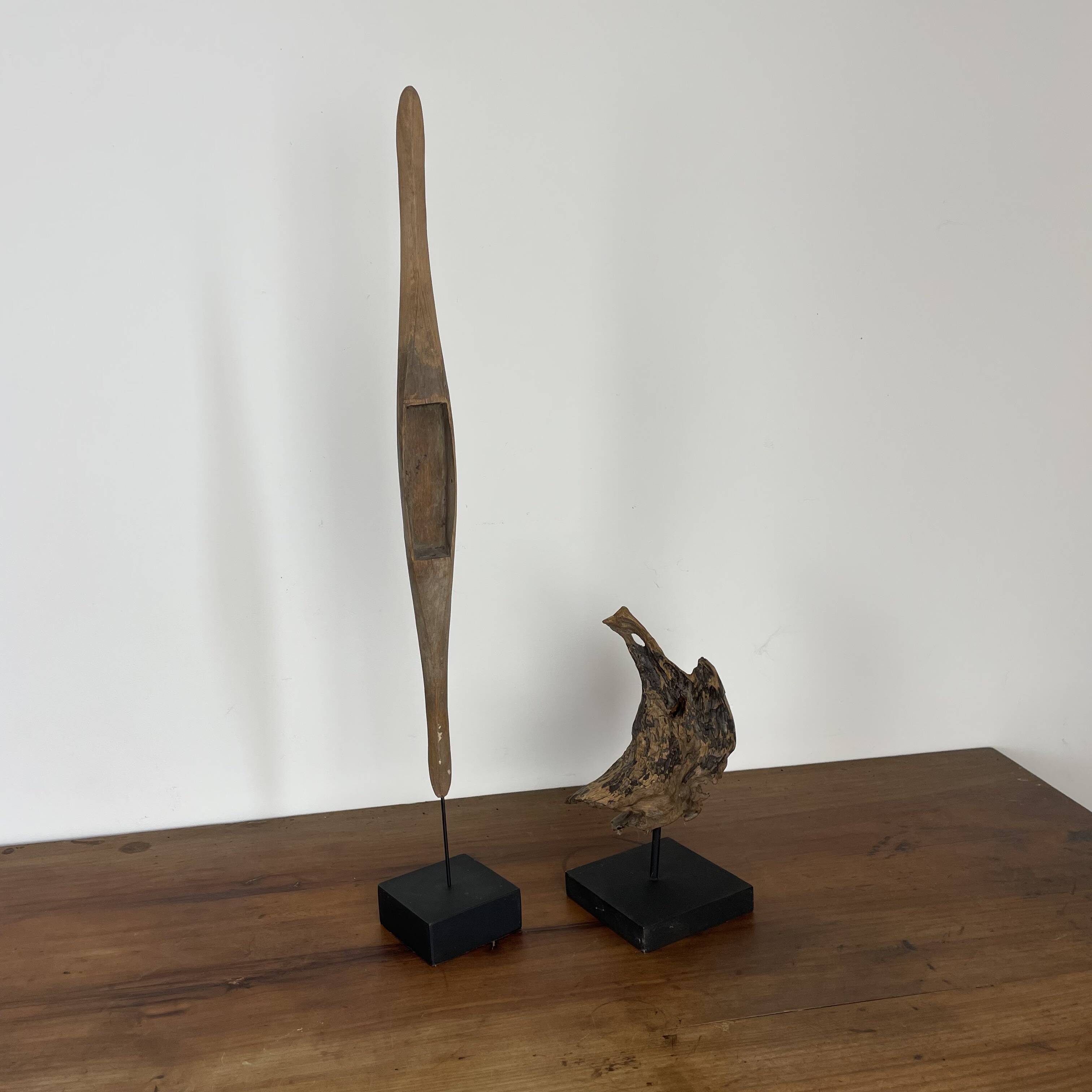 Set of 2 wooden sculptures on base