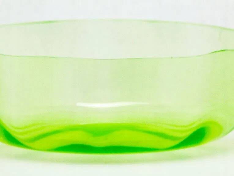 C9n art déco bol minimaliste en uranium 1930