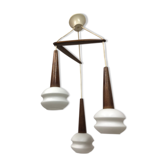 Scandinavian style boomerang suspension of the 60s