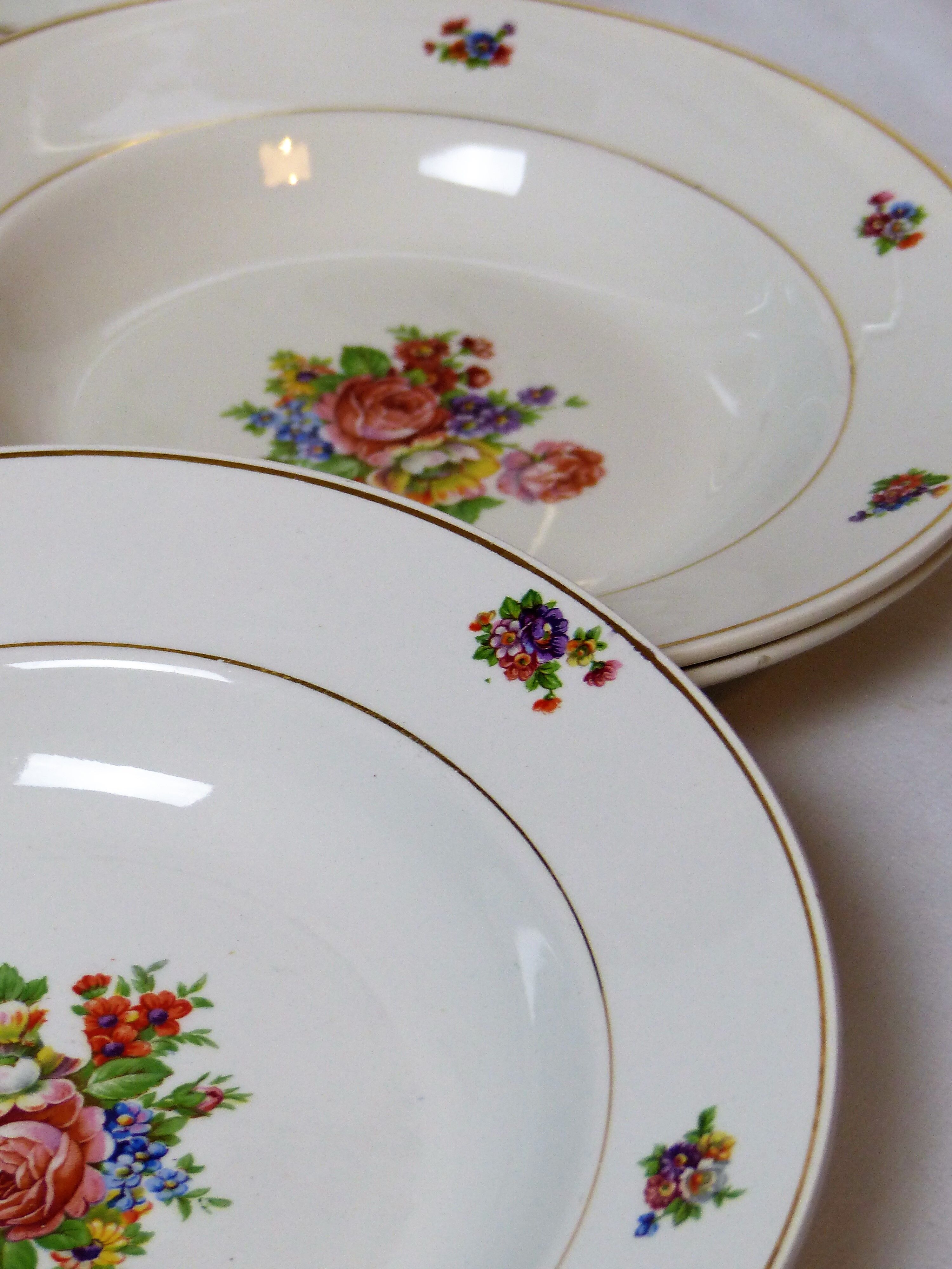 4 assiettes creuses Moulin des Loups