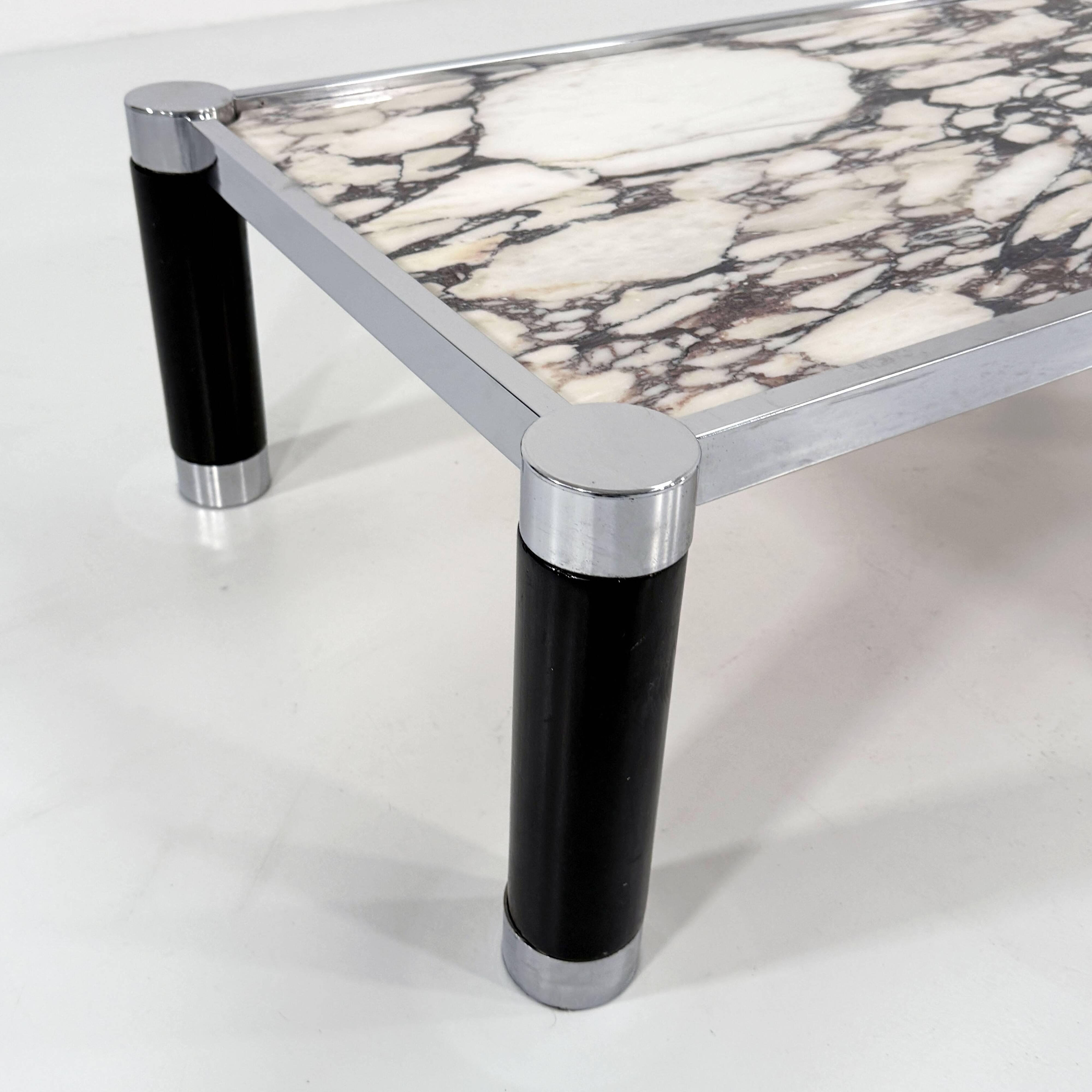 Postmodern coffee table in Calacatta Violetta marble, 1980