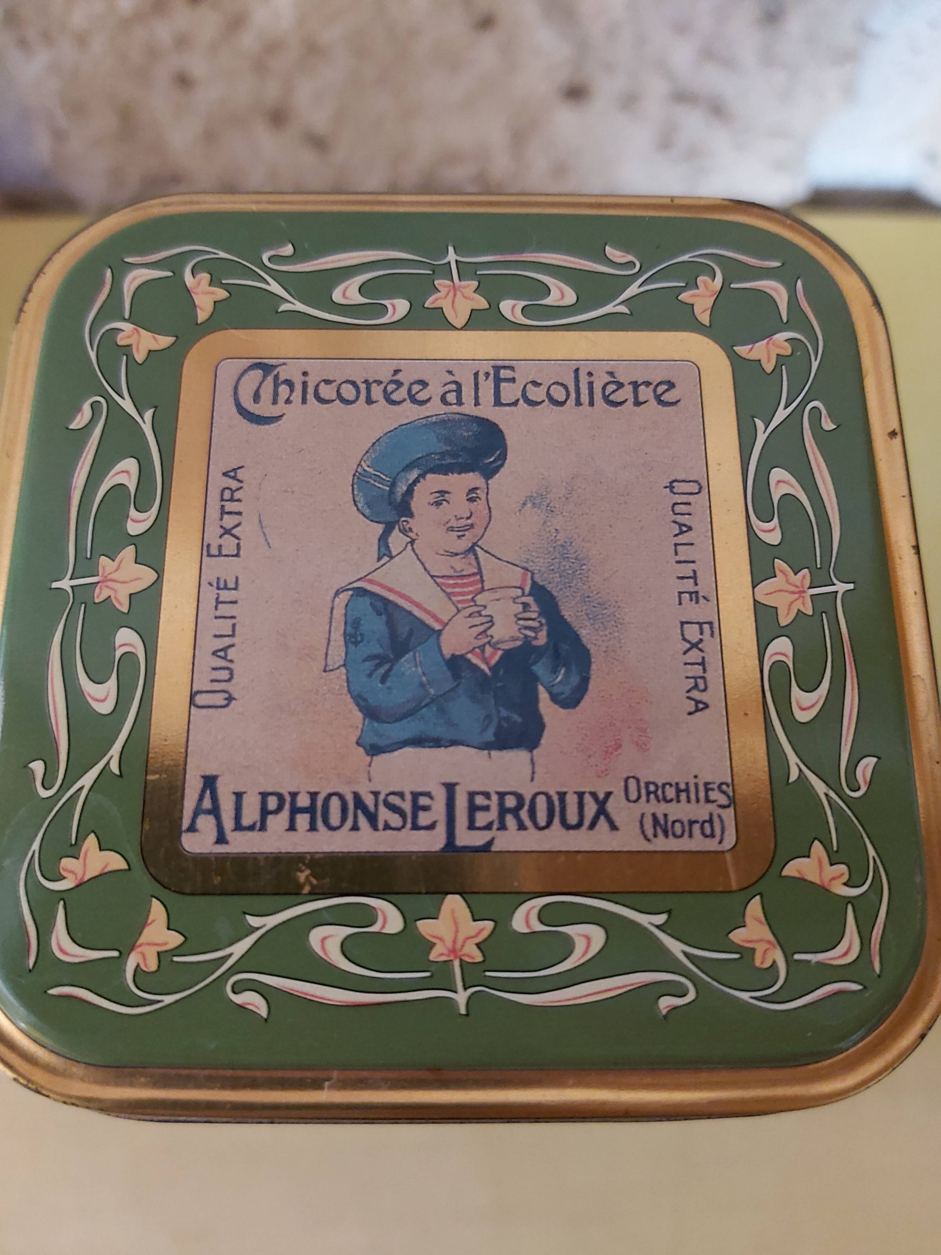 Antique metal box Chicory Leroux
