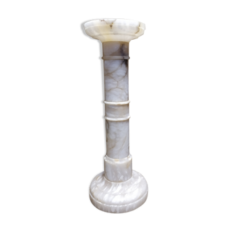Column in bright alabaster 87 cm 3 fires