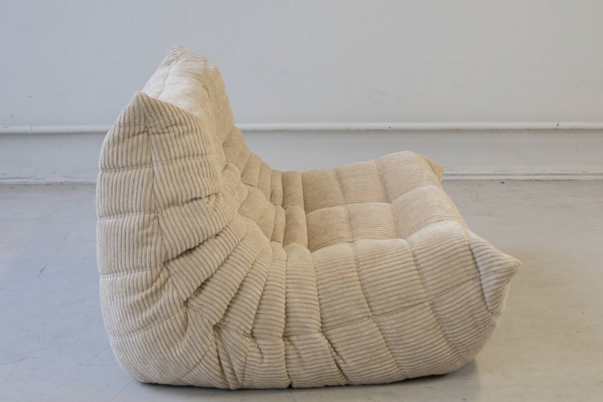 Togo sofa set in beige corduroy, model designed by Michel Ducaroy 1973