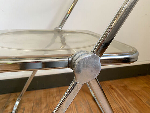 Four Plia folding chairs by Giancarlo Piretti edited by Castelli