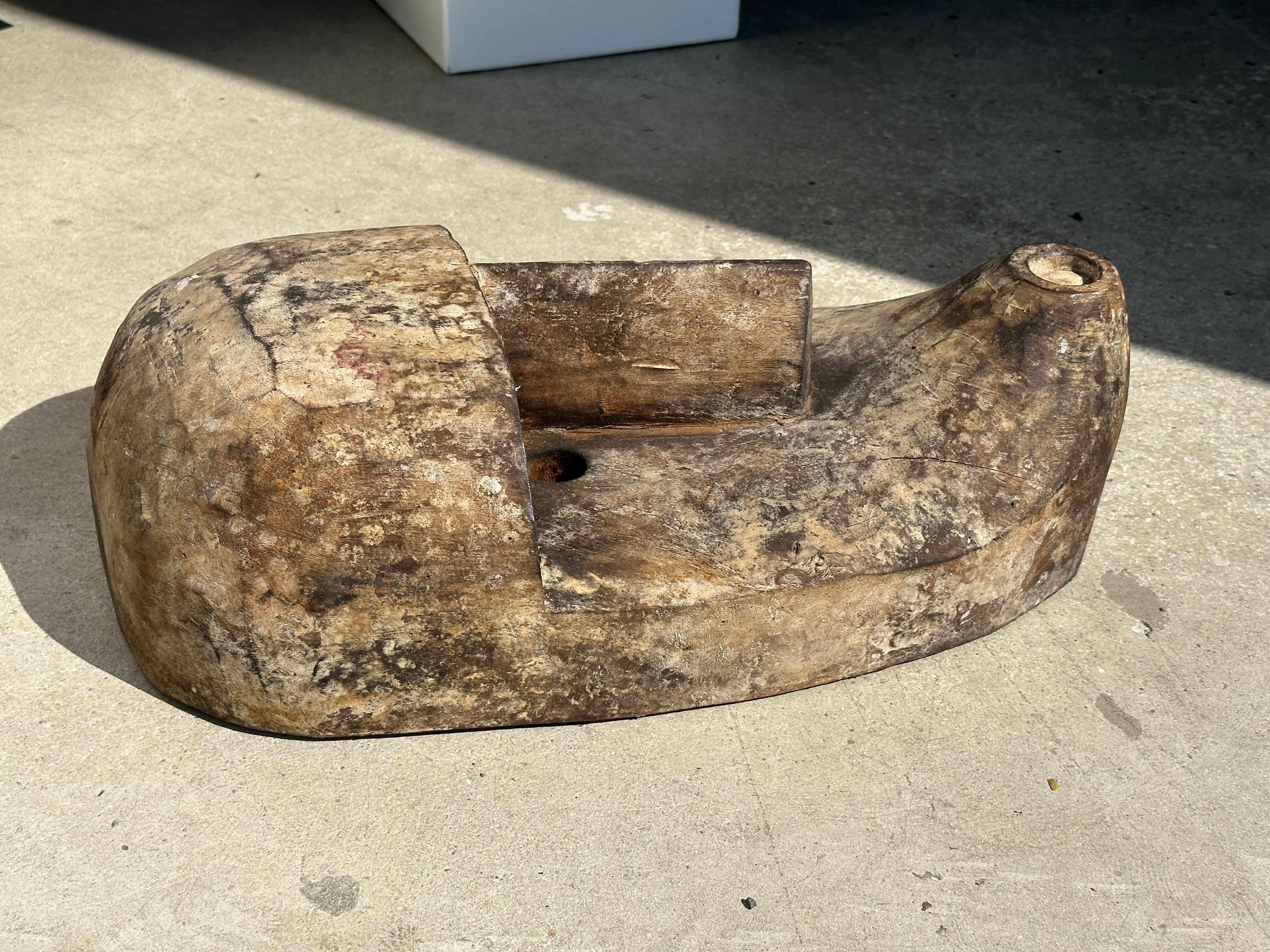 Large Timor mask in patinated wood H:50cm (2)