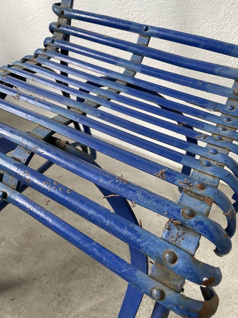 Series of 4 Arras chairs 1900