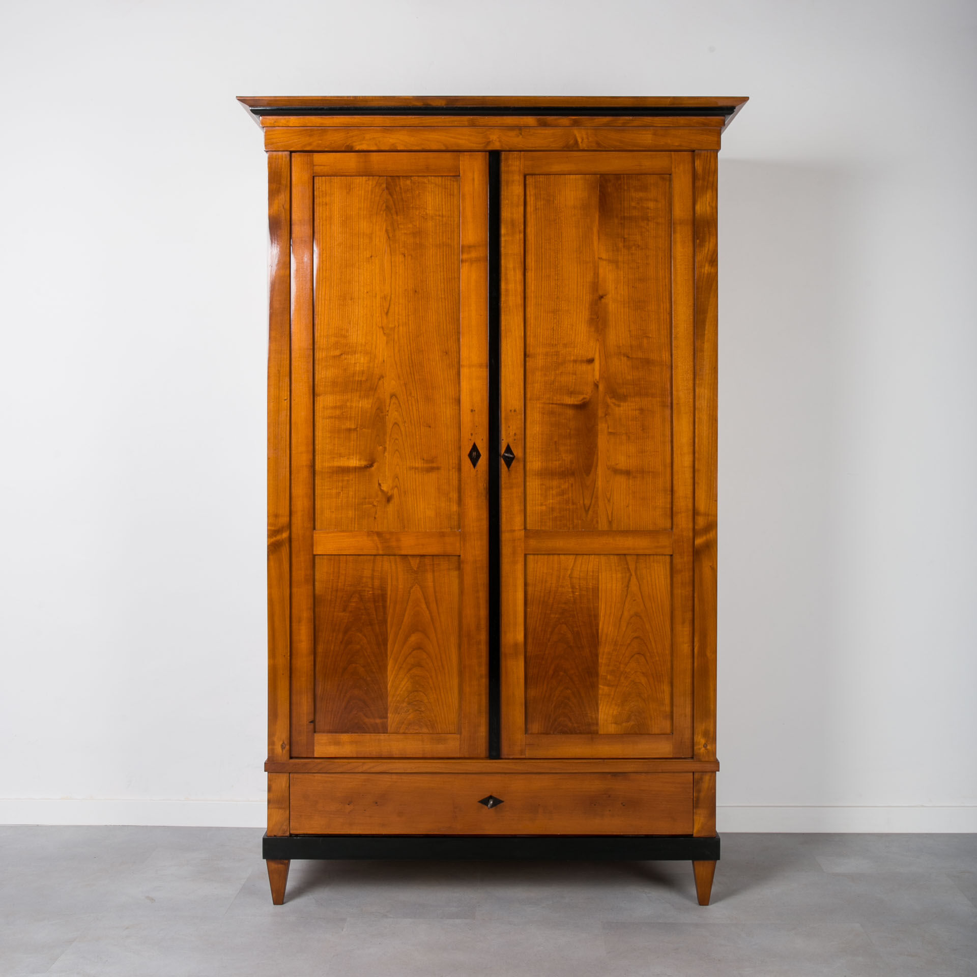 Biedermeier wardrobe in solid cherrywood veneer, germany, 19th century