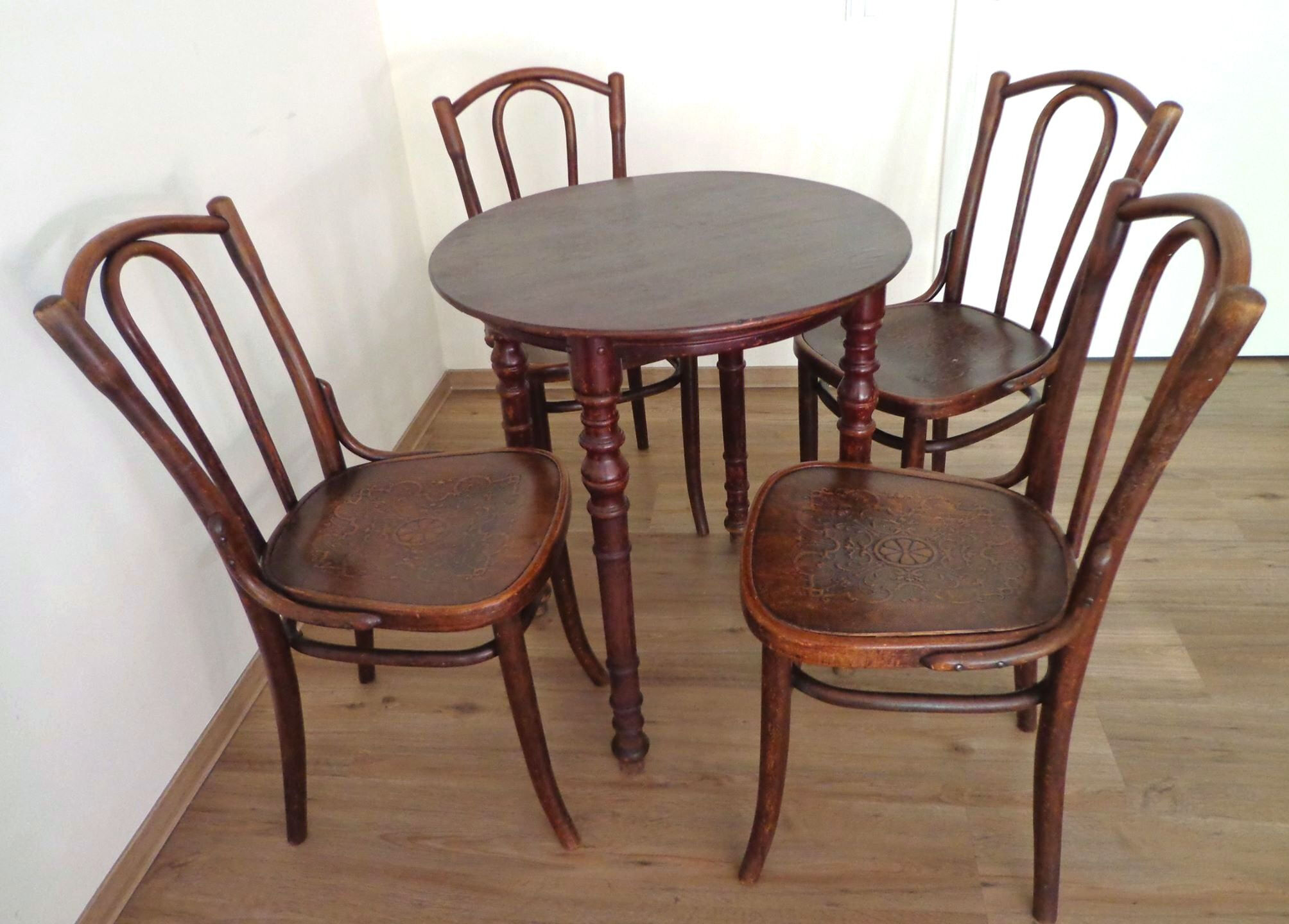 Dining Chairs from Thonet No. 23, 1930s,