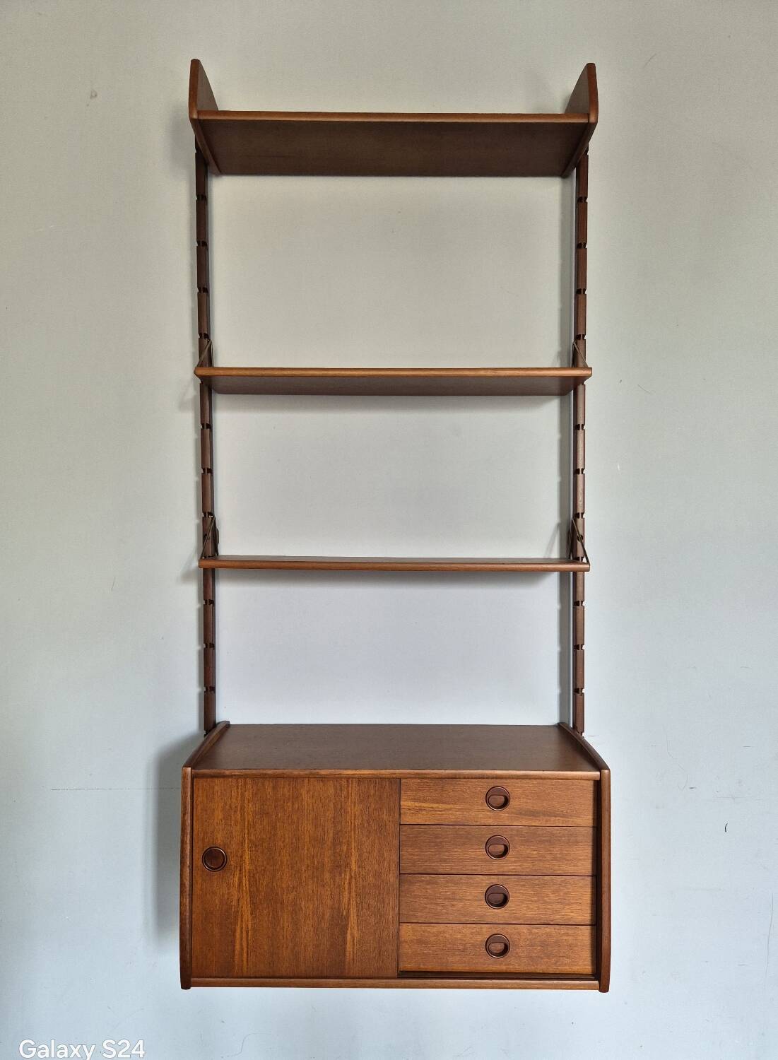 Ergo wall-mounted shelving unit by Blindheim 1960s