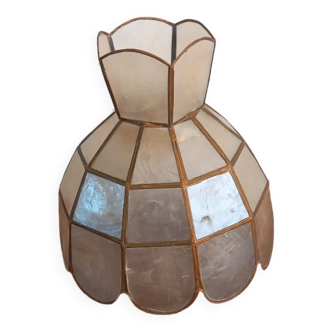 Mother-of-pearl lampshades