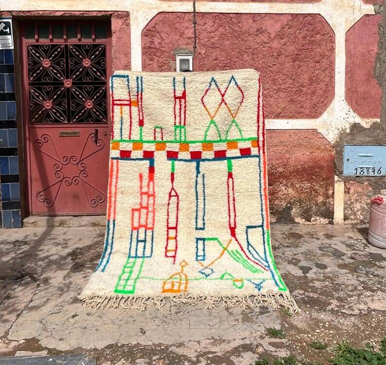 Handmade Berber rug / Azilal rug made in traditional Morocco 1.5/2.5 m