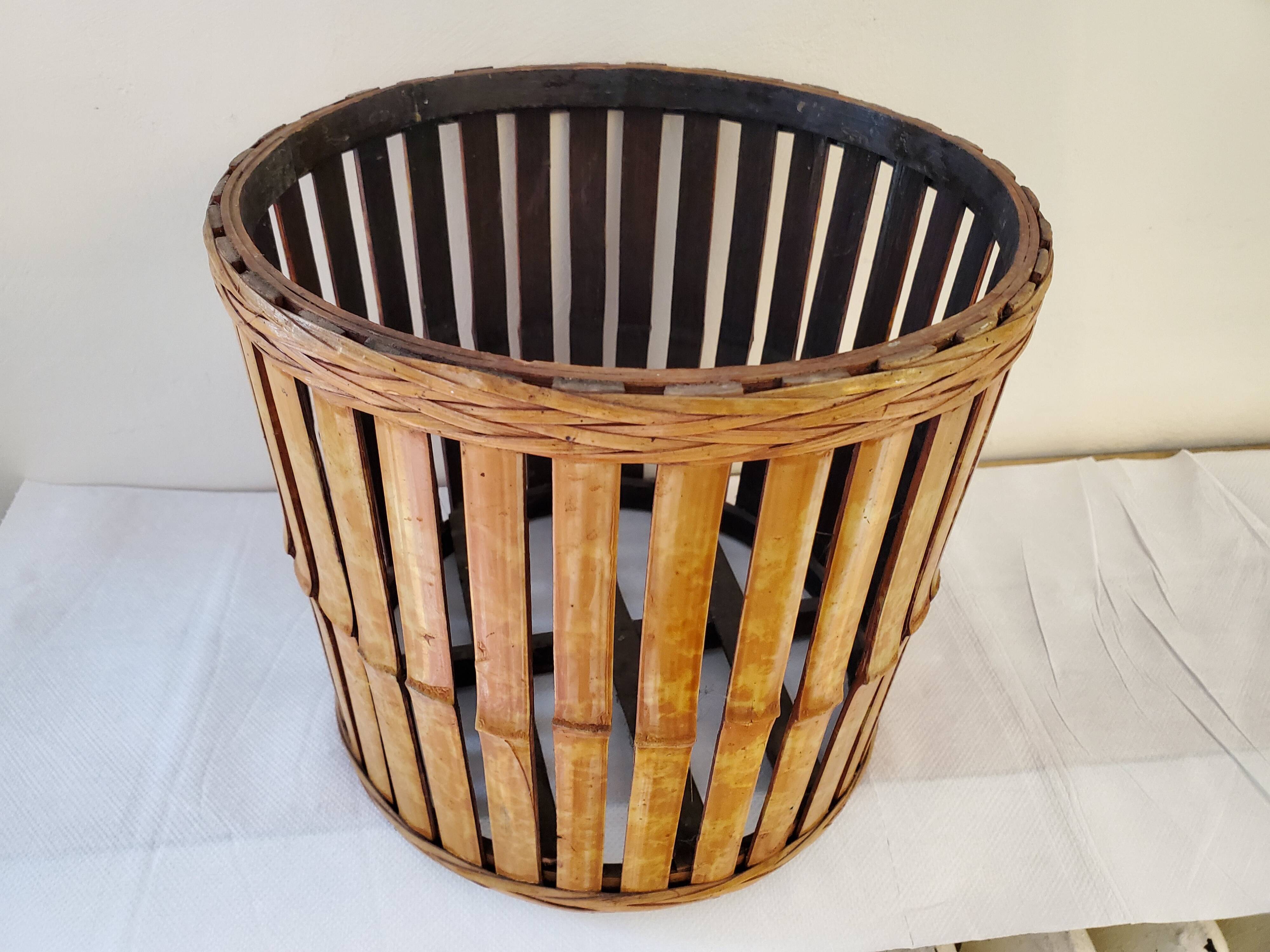 Bamboo pot cover 70's