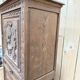 Bonnetiere - Armoire bretonne en chêne massif sculpté