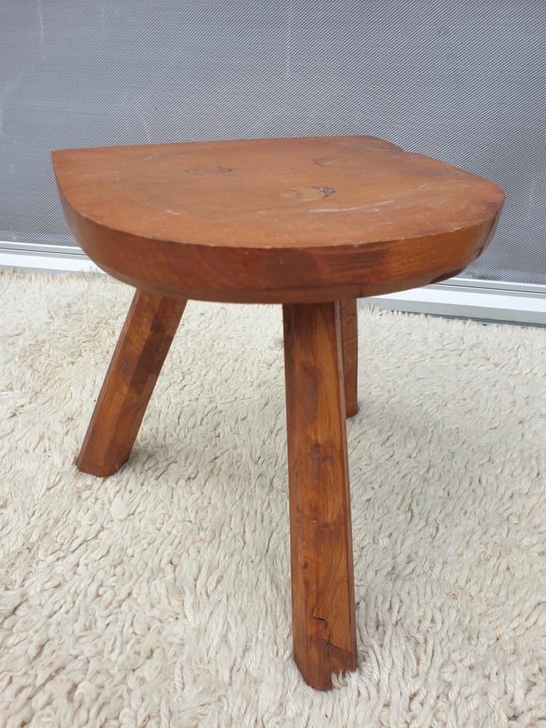 Solid wood tripod milking stool