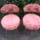 Paire de chaises vintage Pelfran, piétement en métal tubulaire doré et moumoute