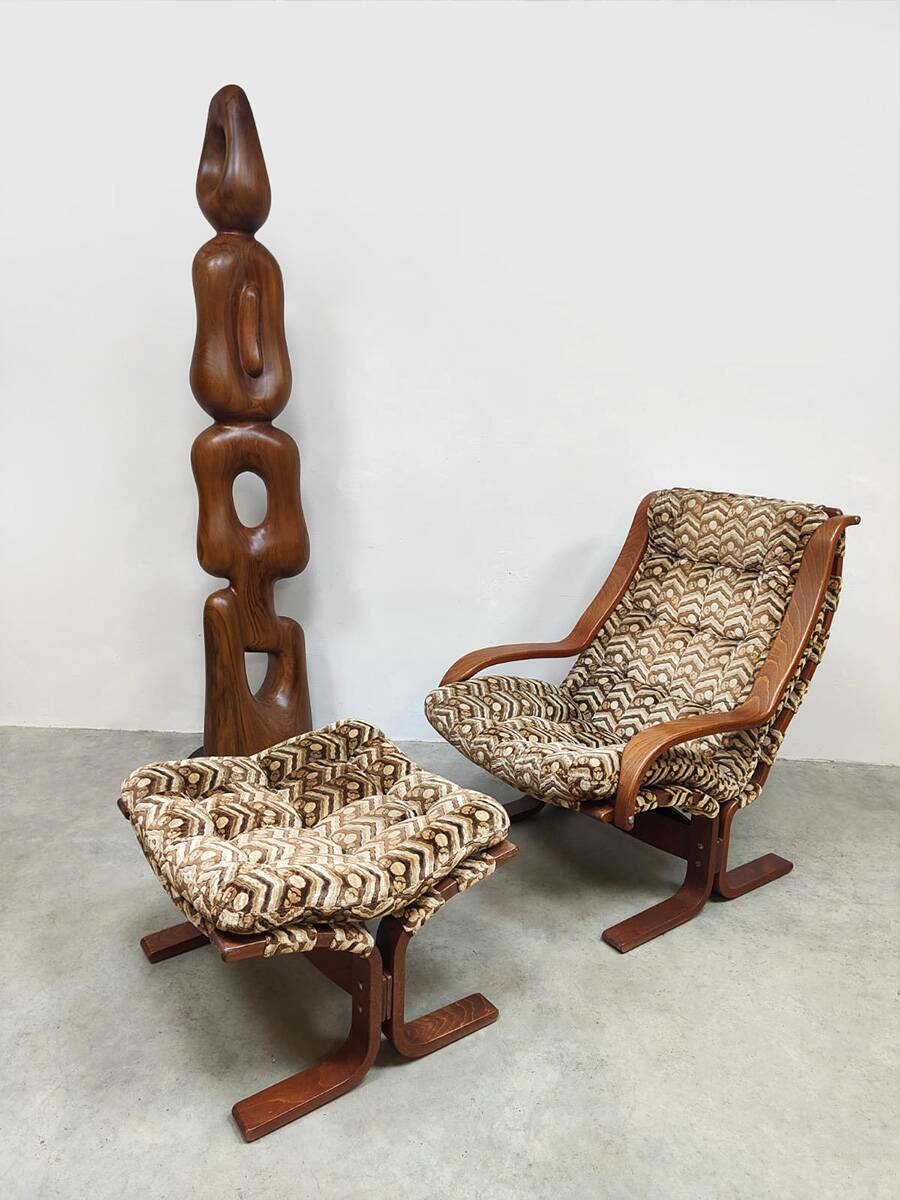 Vintage Siesta lounge chair & ottoman