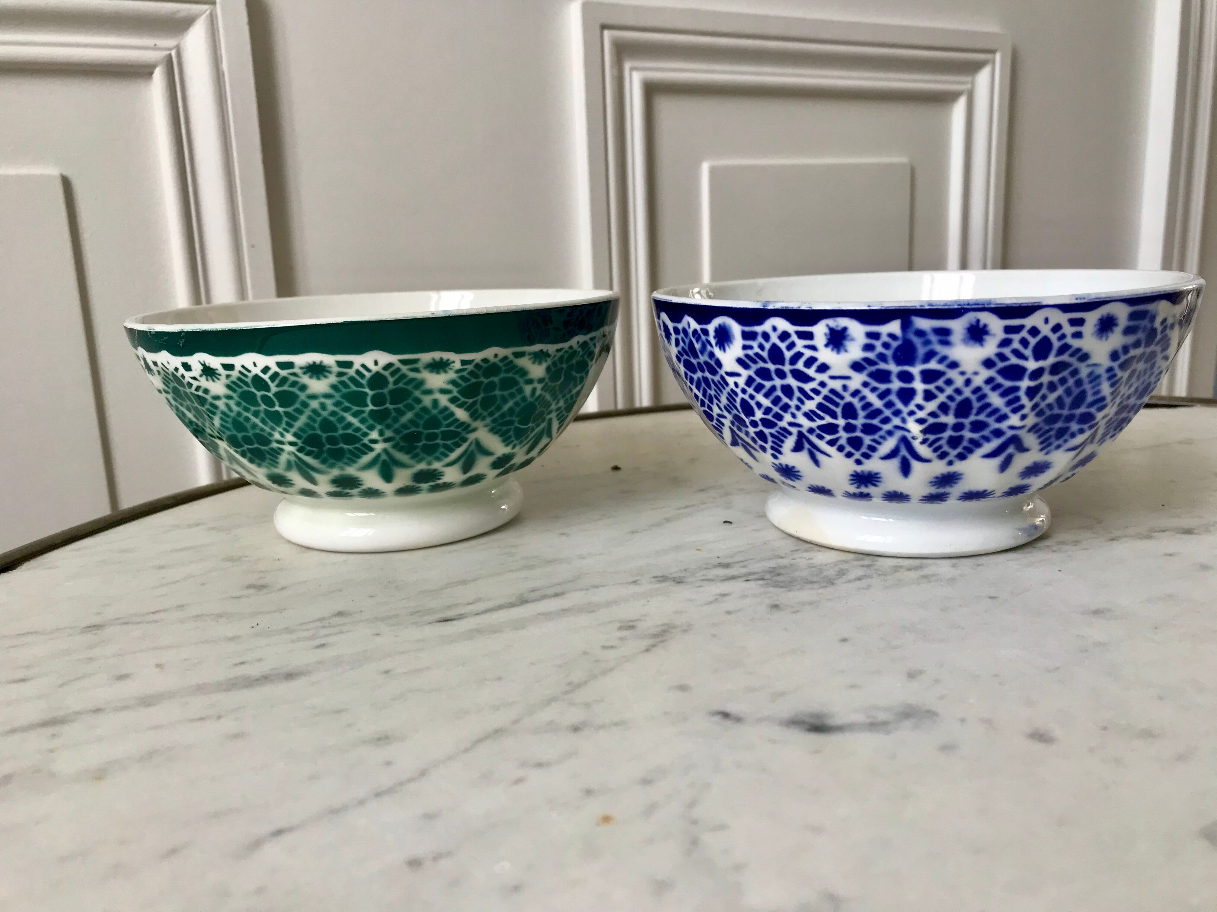 Bols en Terre de Fer bleu et vert fin XIXème