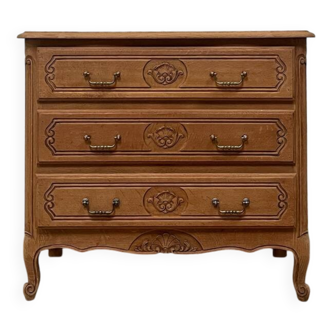 Renovated shabby chic chest of drawers