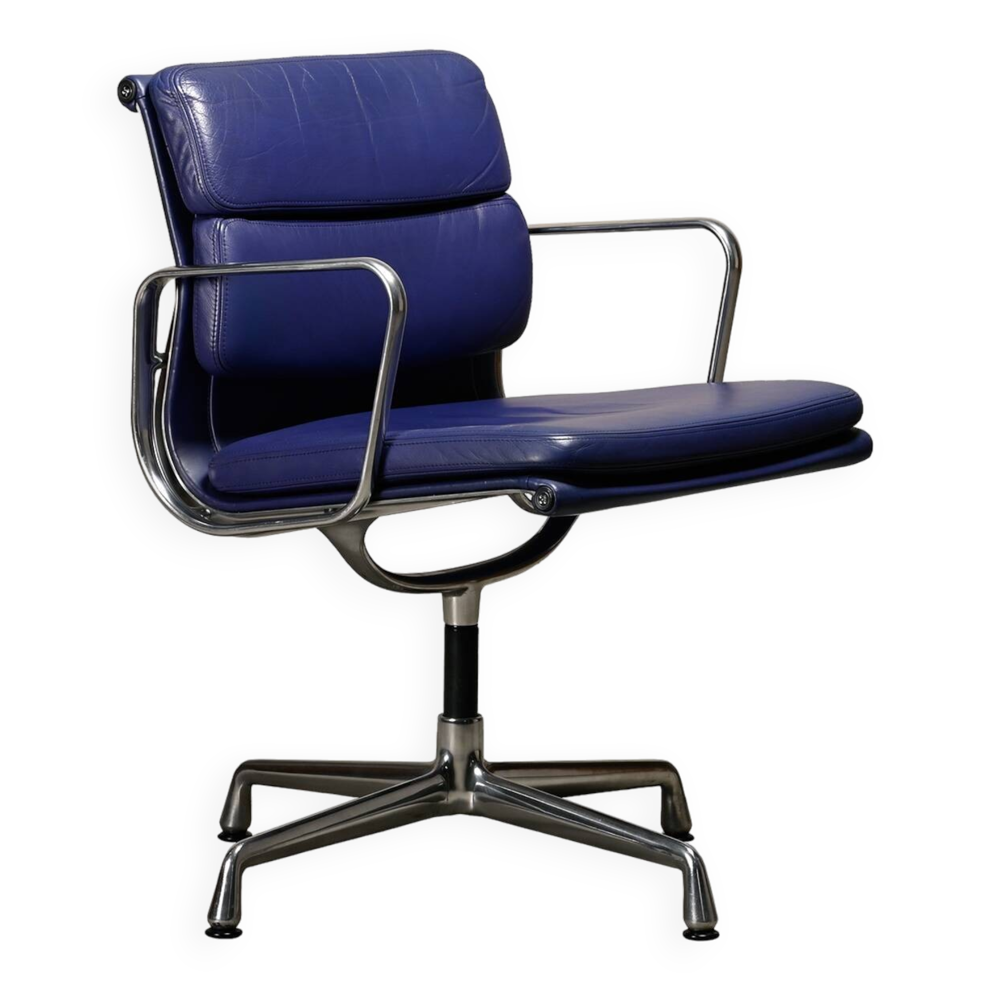 Charles & Ray Eames EA208 Chair in polished aluminum and Indigo blue leather