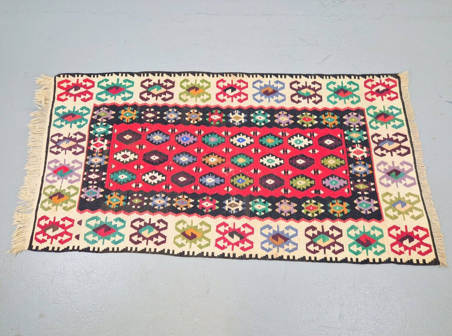 Tapis mural boho vintage Kelim, années 1950