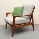 1960s armchair in cherrywood, light grey with green cushion