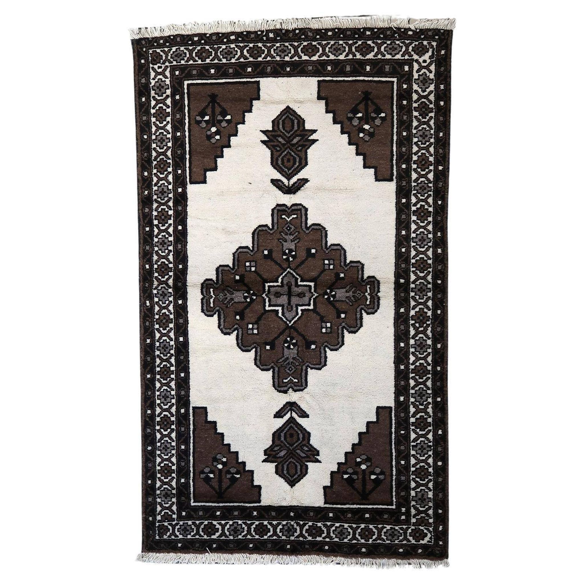 Handmade vintage Persian Gabbeh rug 128cm x 211cm, 1970s