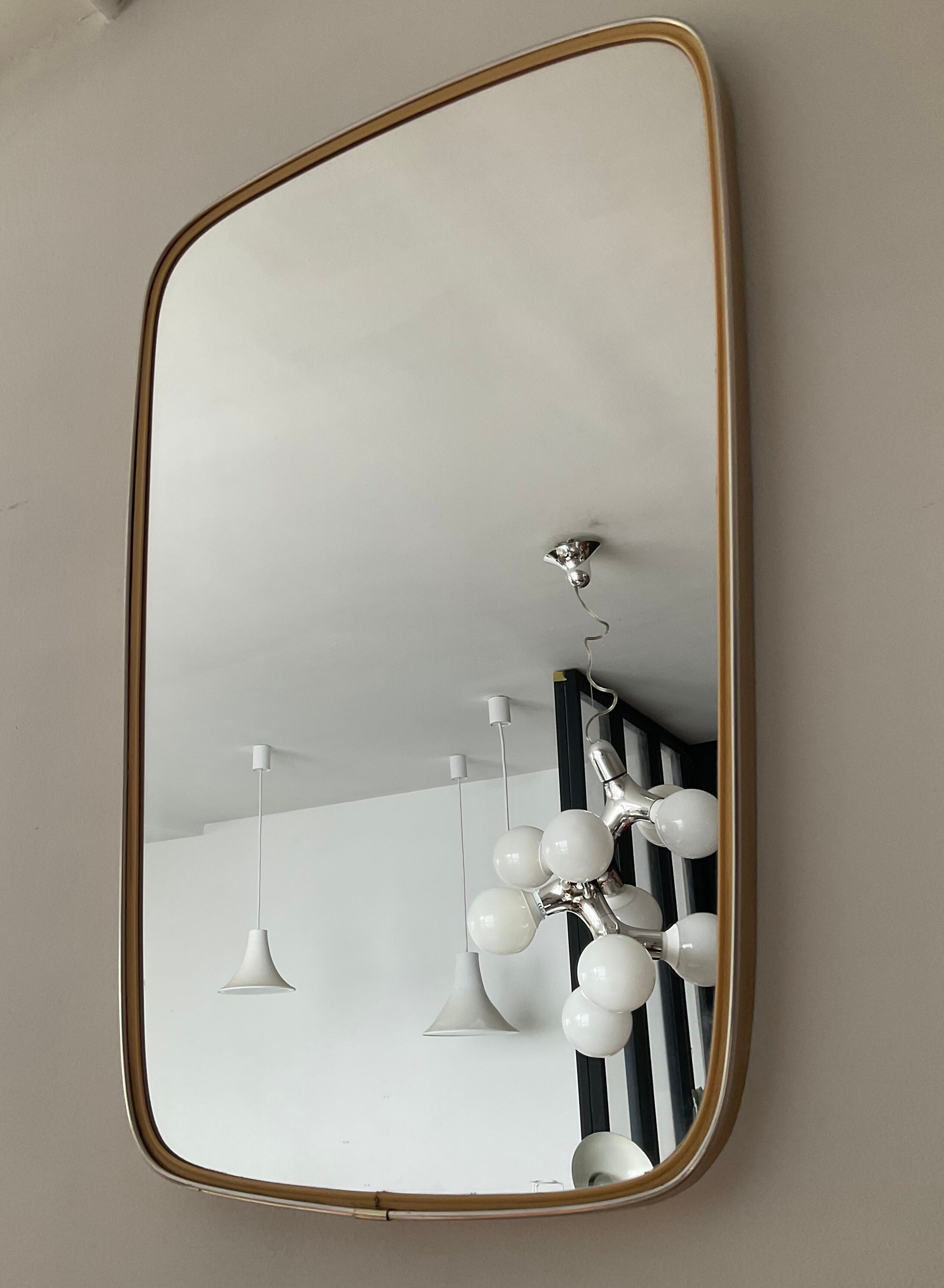 Asymmetrical mirror free form 60s-70s