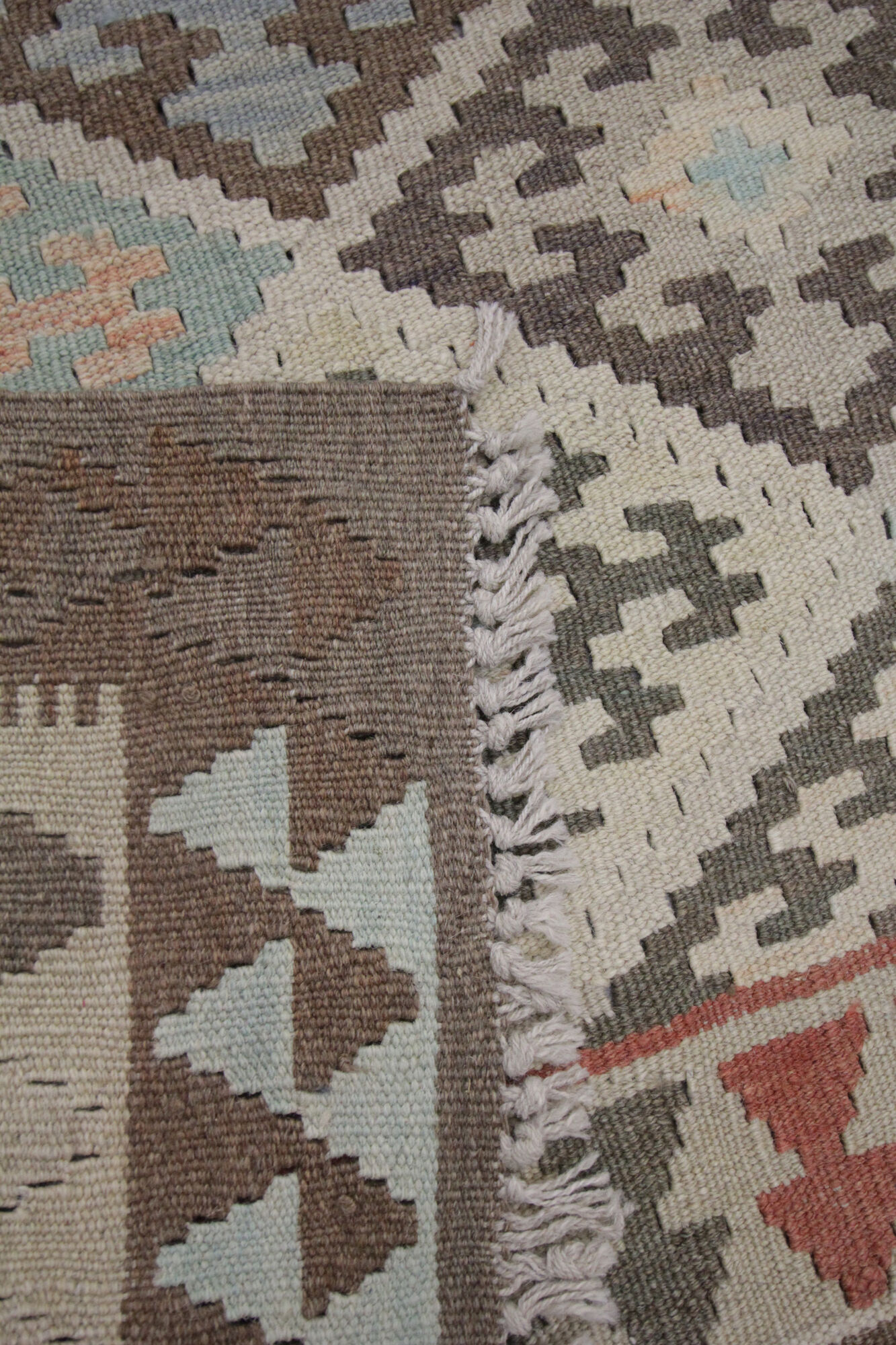 Traditional Afghan Kilim Rug Symmetrical Geometric Wool Area Rug- 104x141cm