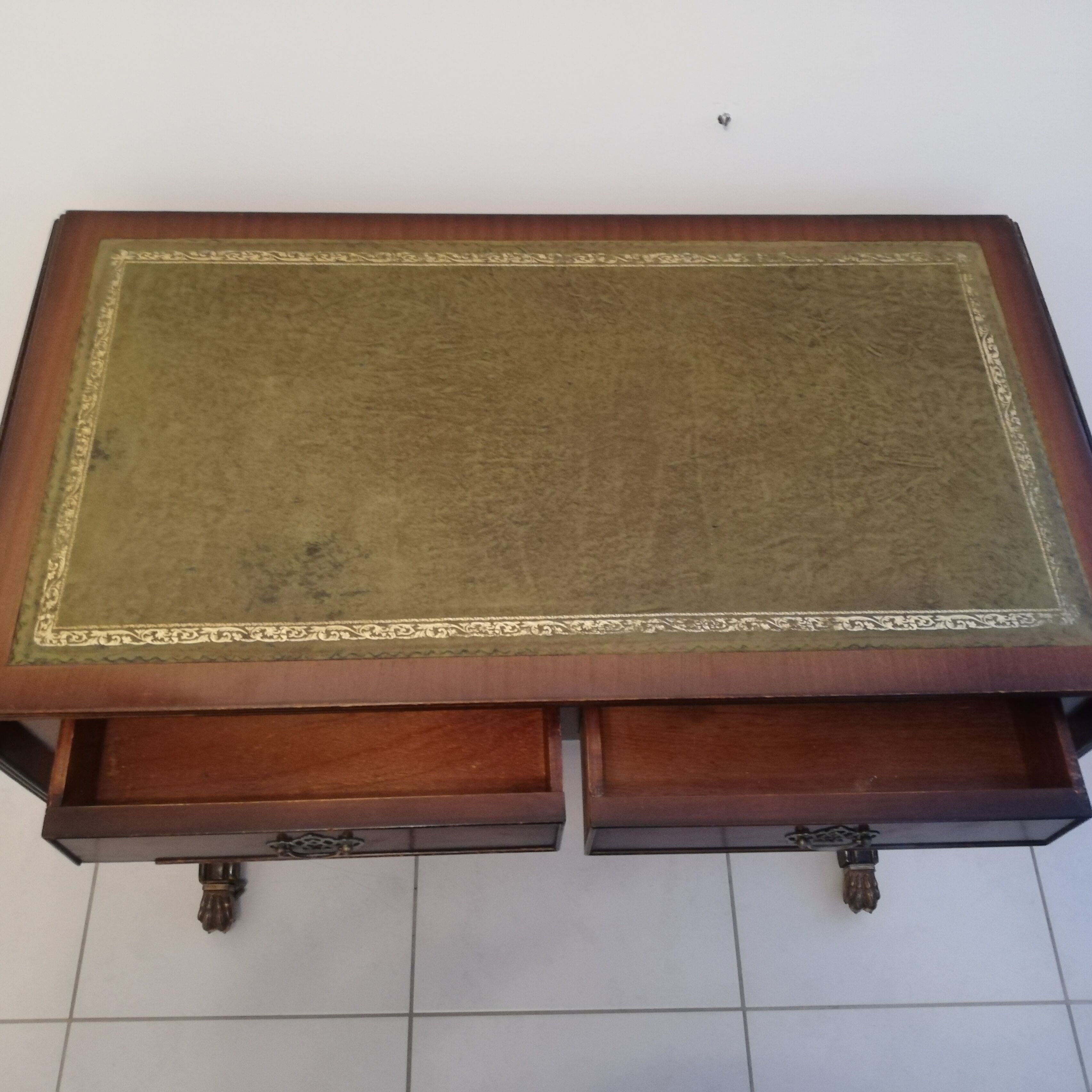 English office with flaps and lyre base