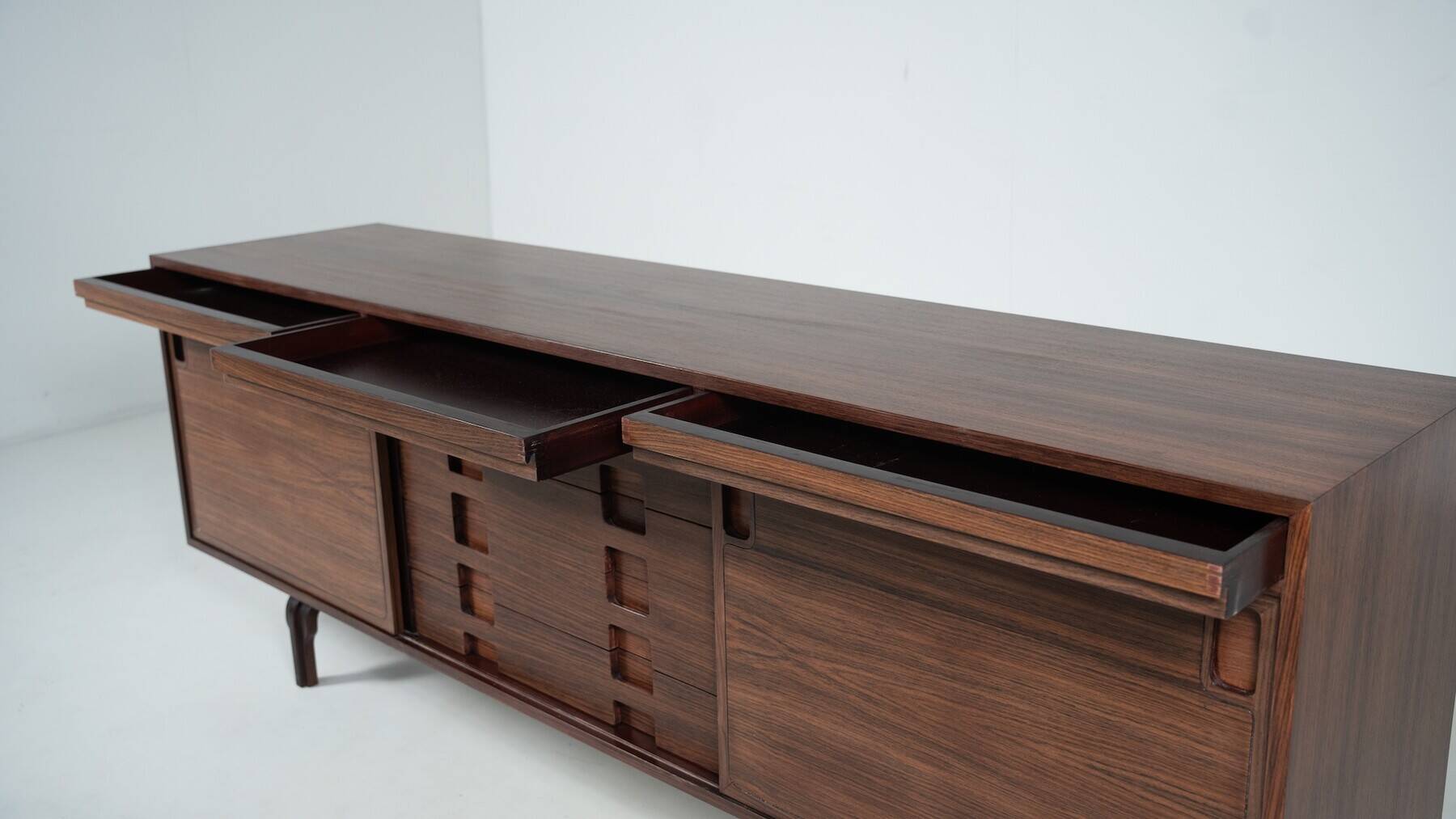 Mid-century modern sideboard by Renato Magri for Cantieri Carugati, 1960s