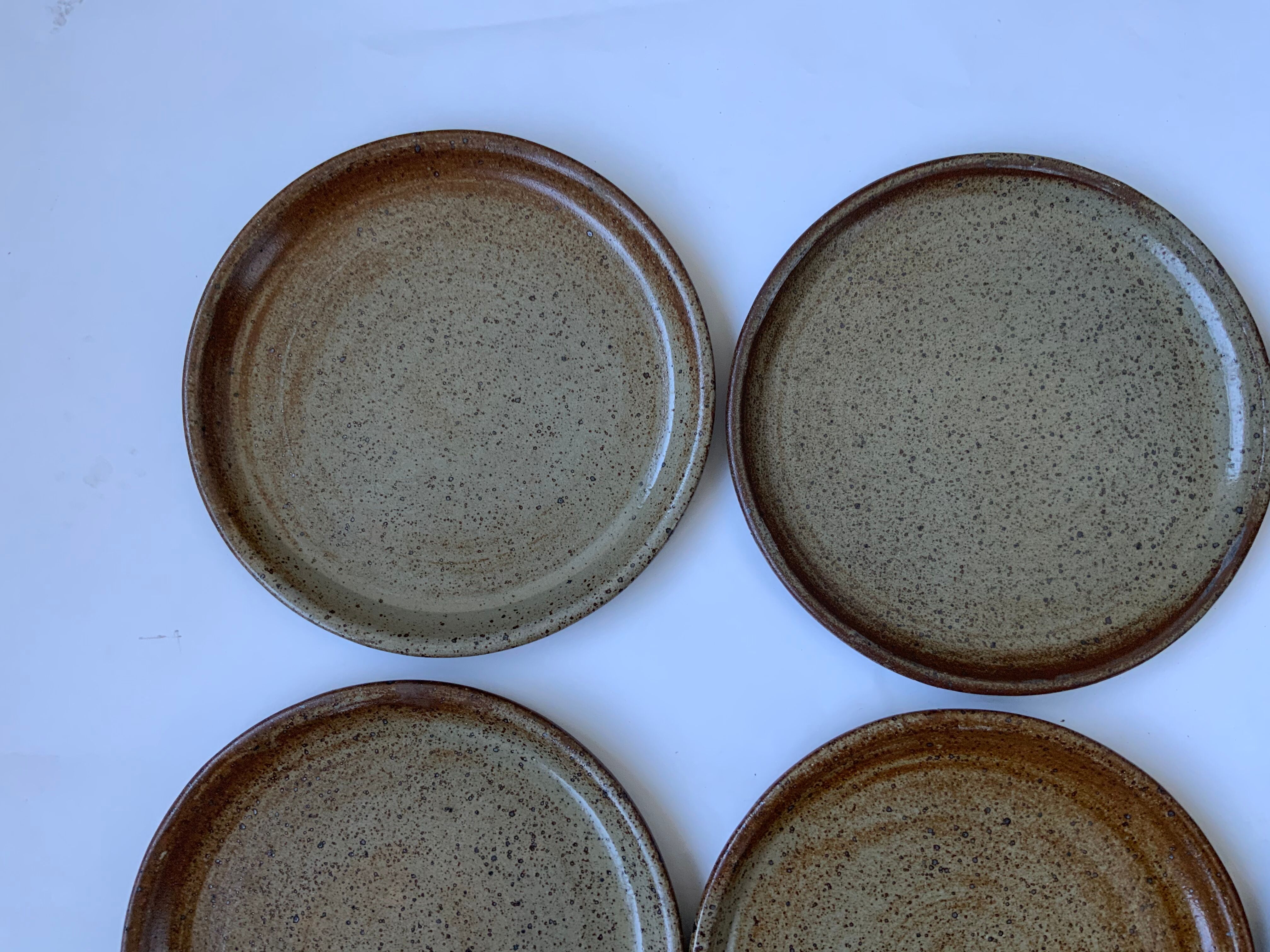 10 vintage sandstone plates